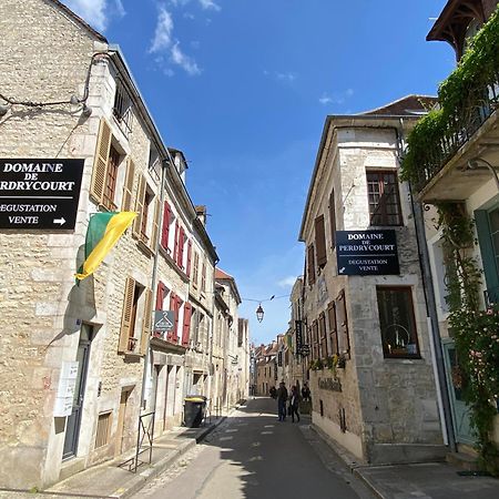 Apartamento Le Beau Chardonnay, Au Coeur De Chablis Exterior foto
