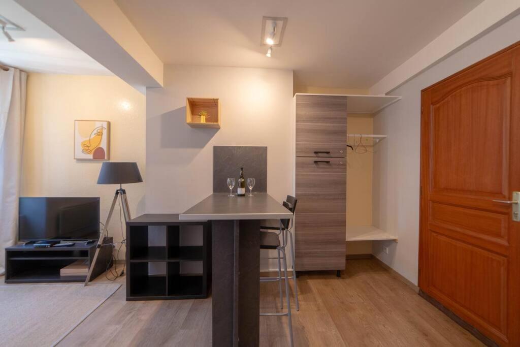 Apartamento Le Beau Chardonnay, Au Coeur De Chablis Exterior foto