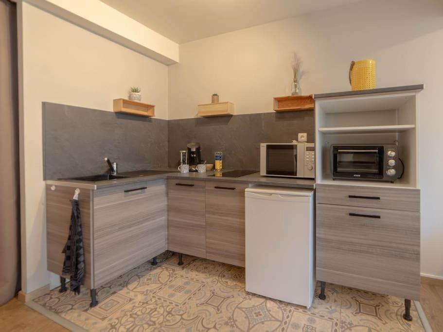 Apartamento Le Beau Chardonnay, Au Coeur De Chablis Exterior foto
